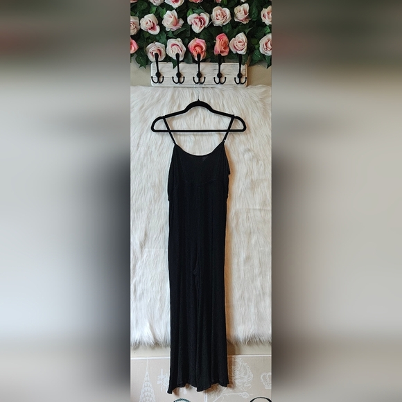 ASOS Chic Black Crepe Summer Jumpsuit - Picture 6 of 9